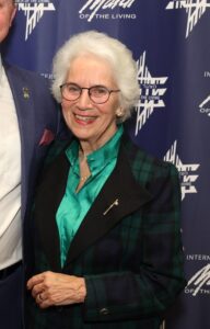 EVA CLARKE